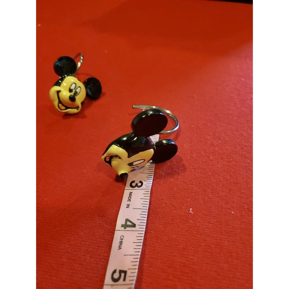Disney Mickey Mouse Head Shower Hooks Red, White,‎ Black Set Of 11